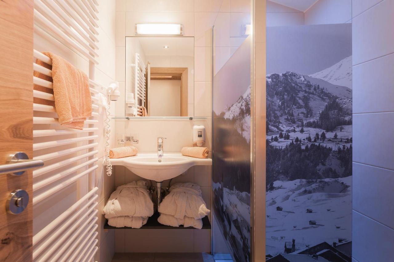 Hotel Appartement Platzergasse Fiss Exteriör bild